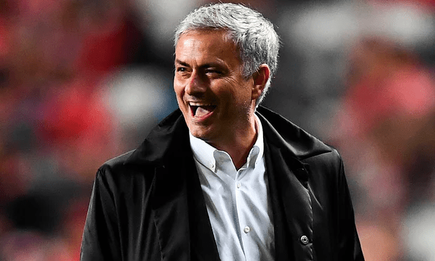 PSG May Snatch Mourinho from Manchester United