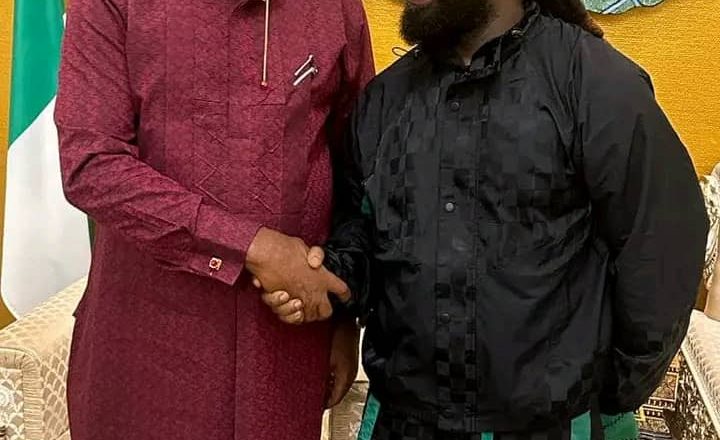 “Governor Douye Diri Welcomes Timaya, Celebrated Nigerian Music Icon, to Bayelsa State Government House